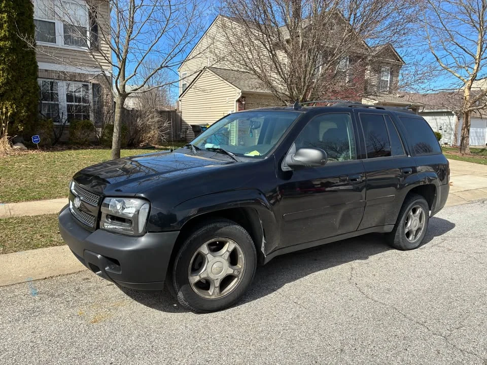 2008 Chevrolet Trailblazer - Image 2 of 11