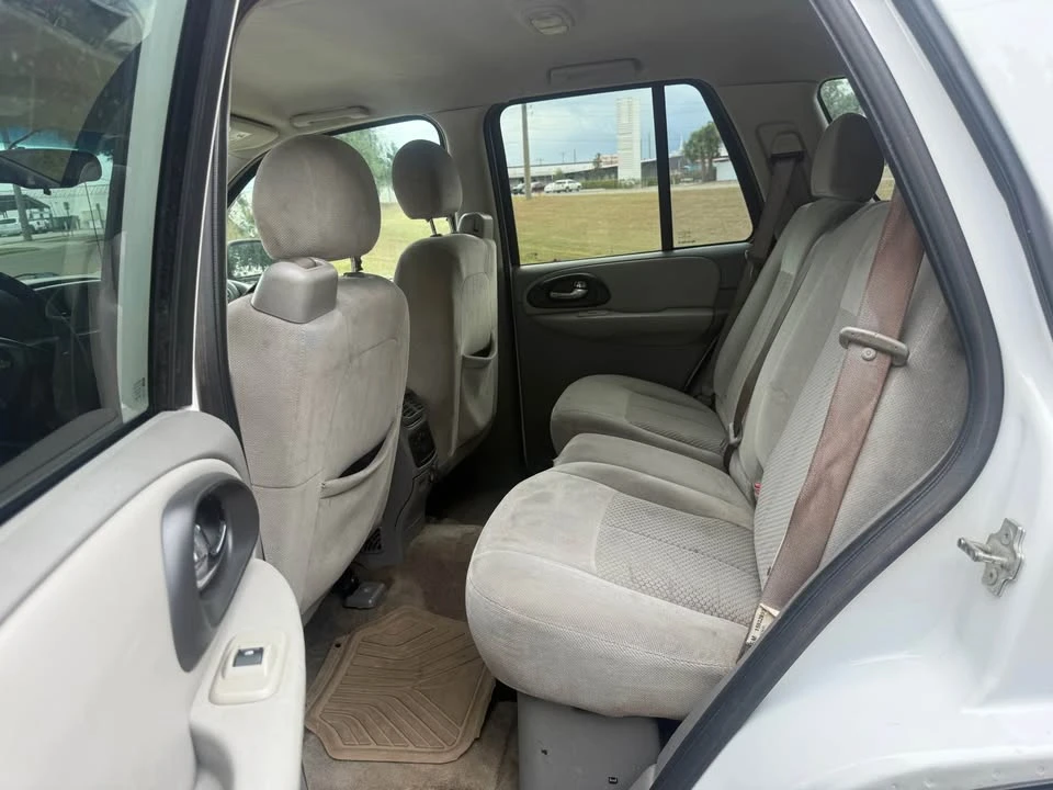 2008 Chevrolet Trailblazer - Image 5 of 7