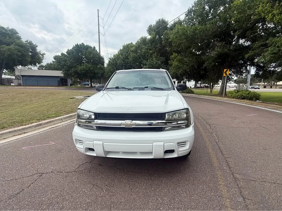 2008 Chevrolet Trailblazer - Image 2 of 7