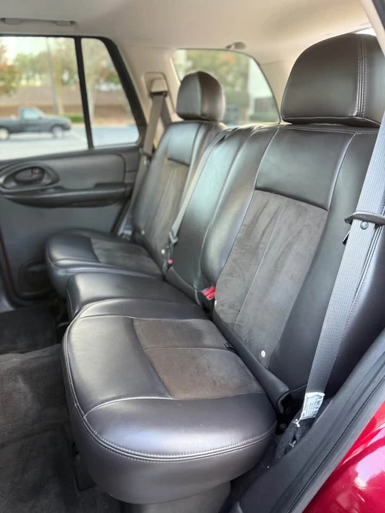 2008 Chevrolet Trailblazer - Image 12 of 17
