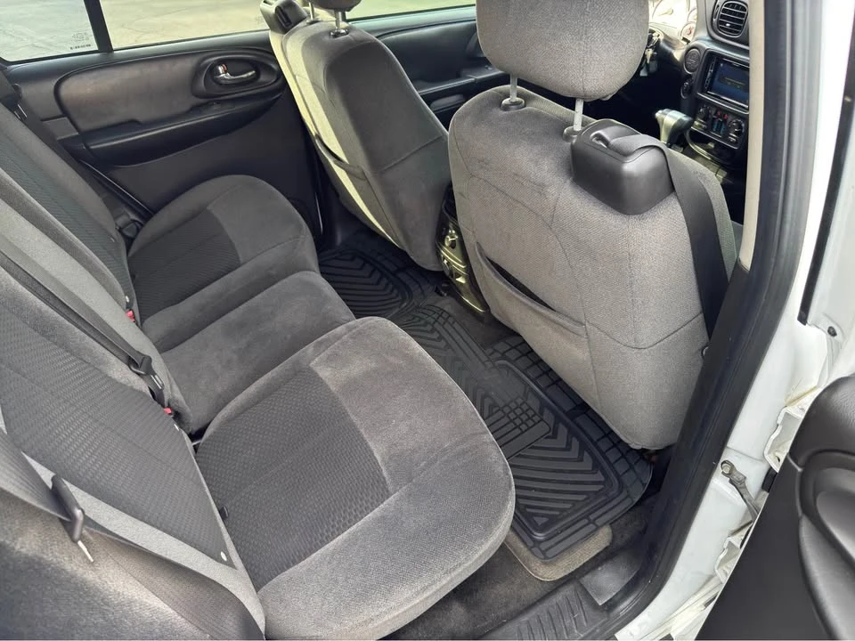 2008 Chevrolet Trailblazer - Image 13 of 15
