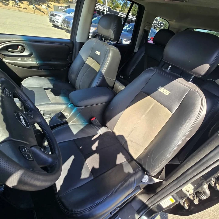 2008 Chevrolet Trailblazer - Image 11 of 17