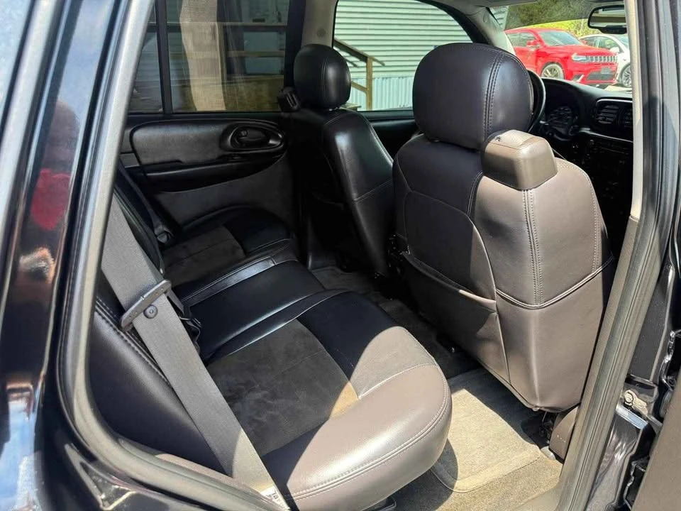 2008 Chevrolet Trailblazer - Image 14 of 16