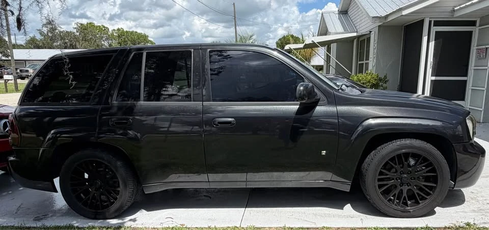 2008 Chevrolet Trailblazer - Image 2 of 20