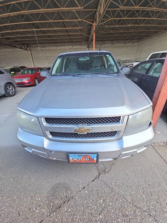 2008 Chevrolet Trailblazer - Image 2 of 9