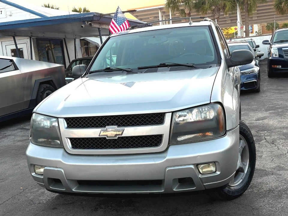 2008 Chevrolet Trailblazer - Image 9 of 21