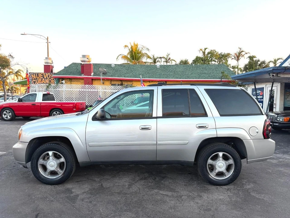 2008 Chevrolet Trailblazer - Image 11 of 21