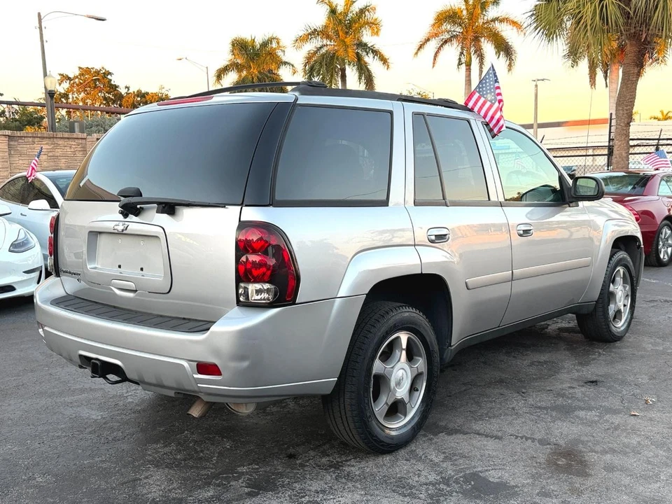 2008 Chevrolet Trailblazer - Image 19 of 21