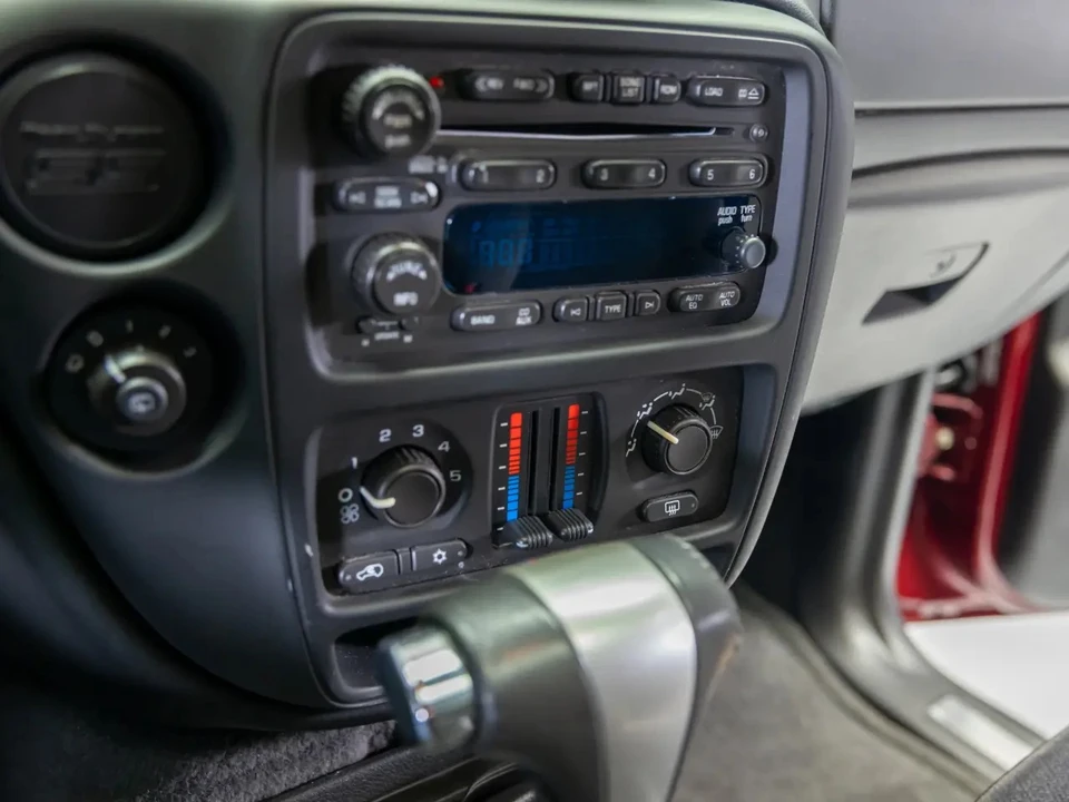 2008 Chevrolet Trailblazer - Image 9 of 31