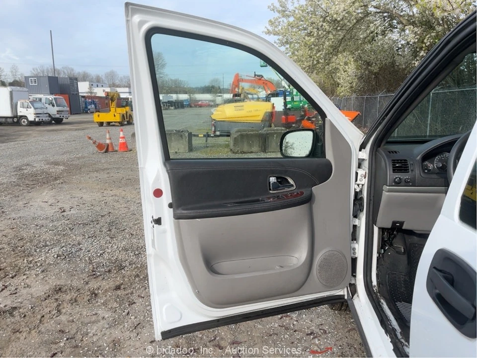 2008 Chevrolet - Image 11 of 12