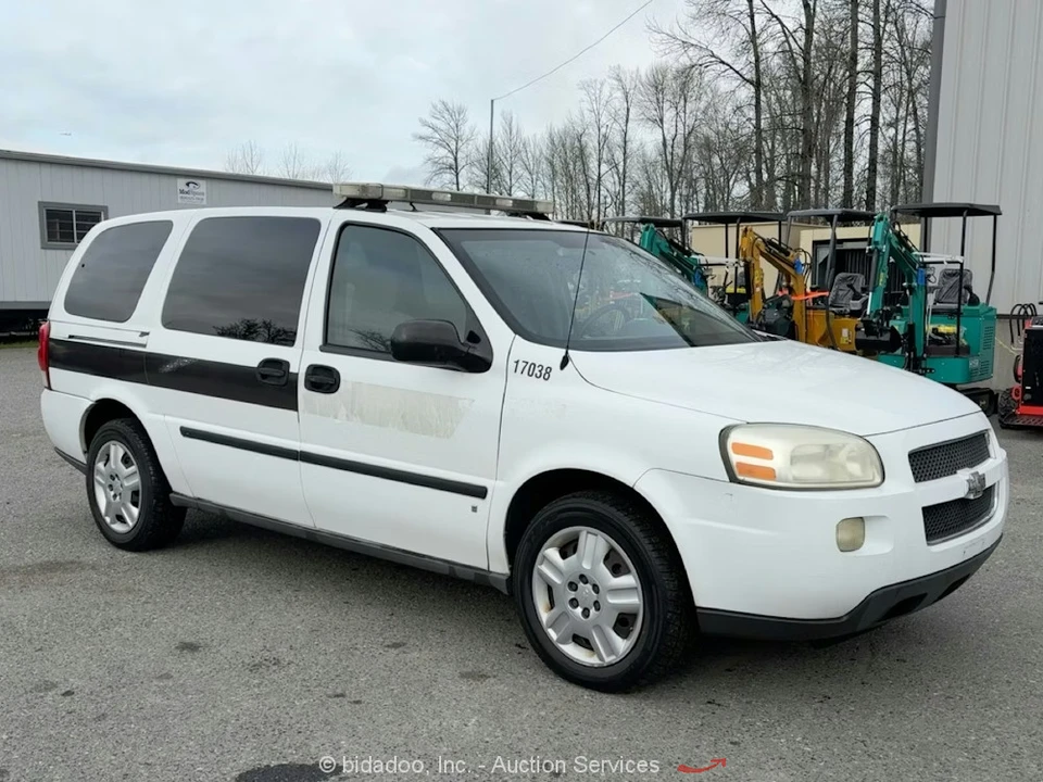 2008 Chevrolet - Image 2 of 12