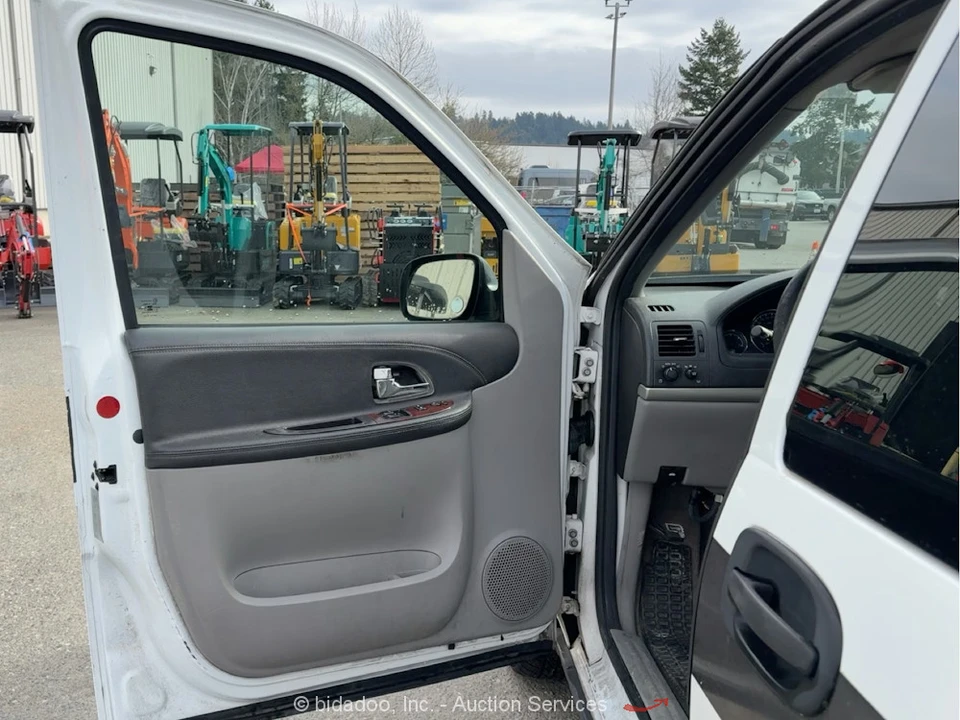 2008 Chevrolet - Image 11 of 12