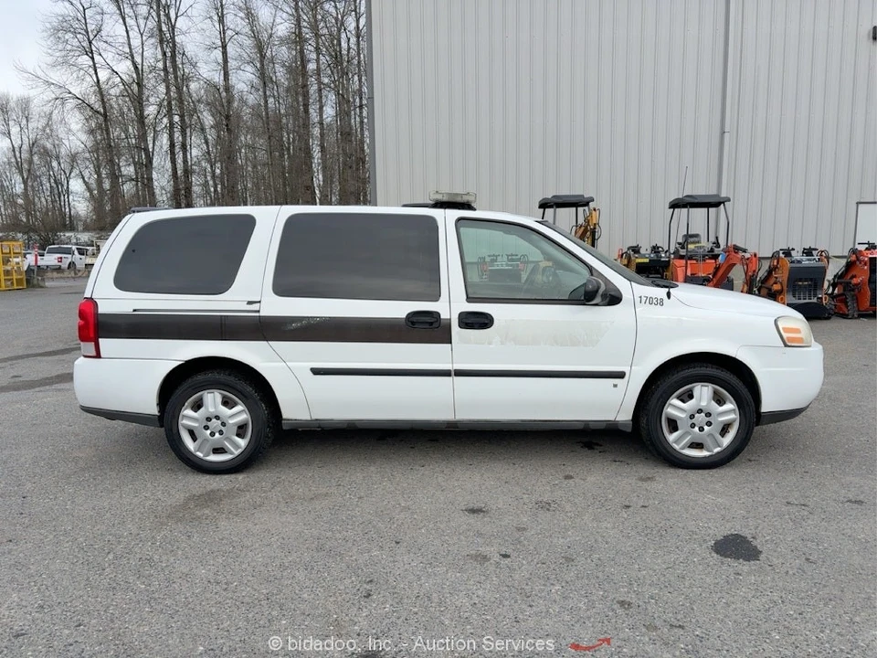 2008 Chevrolet - Image 6 of 12