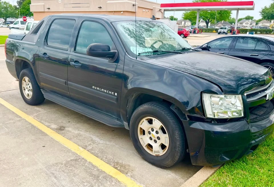 2008 Chevrolet Avalanche - Image 4 of 7