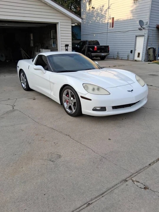 2008 Chevrolet Corvette C6 - Image 2 of 13