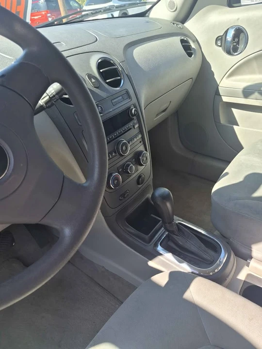 2008 Chevrolet HHR - Image 2 of 7