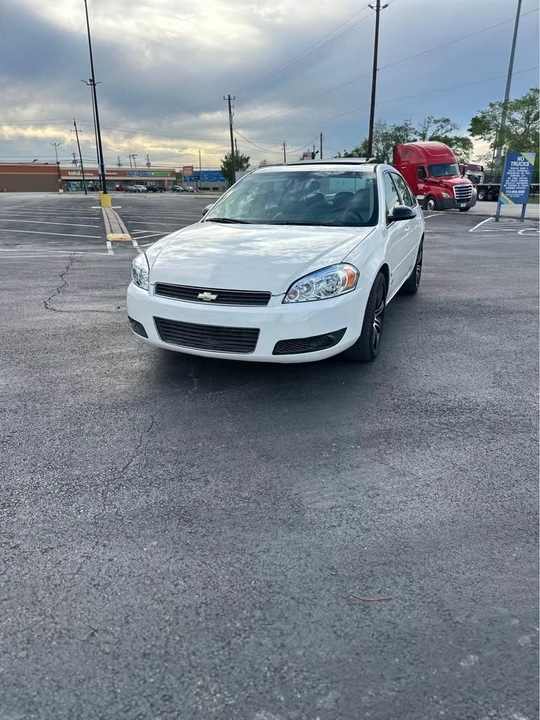 2008 Chevrolet Impala 9th Gen - Image 2 of 11