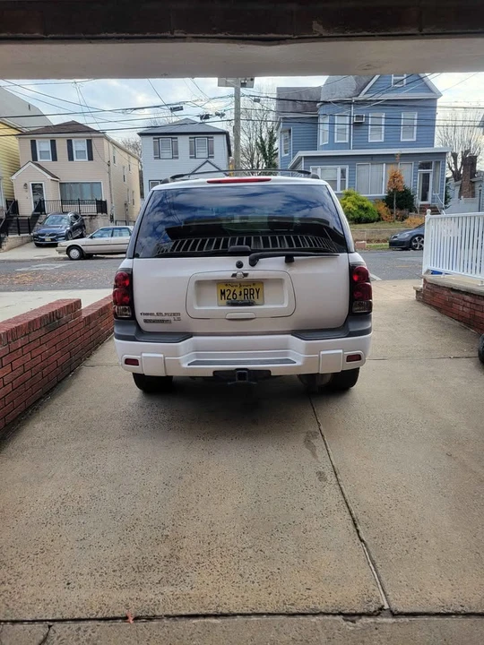 2008 Chevrolet Trailblazer - Image 3 of 8