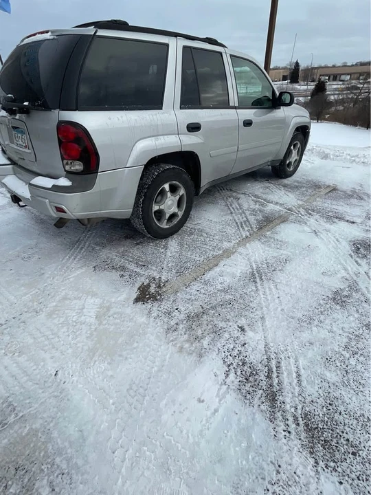 2008 Chevrolet Trailblazer - Image 6 of 12
