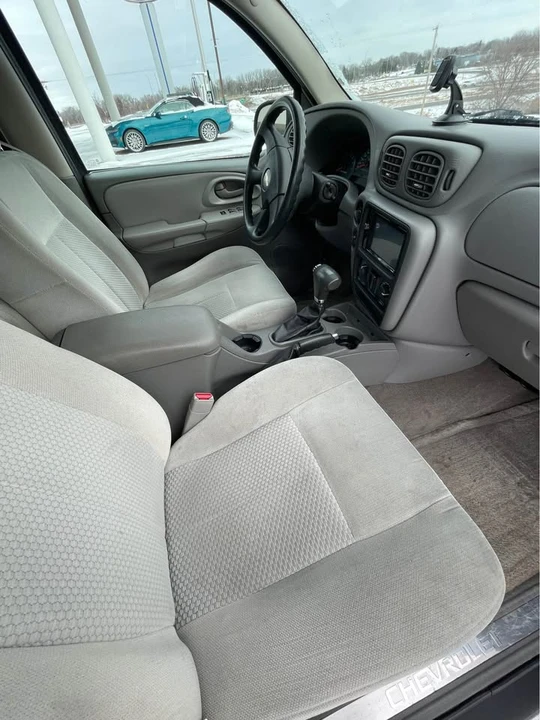 2008 Chevrolet Trailblazer - Image 10 of 12