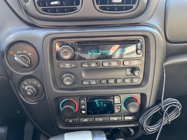 2008 Chevrolet Trailblazer - Image 10 of 19