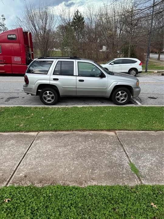 2008 Chevrolet Trailblazer - Image 4 of 9