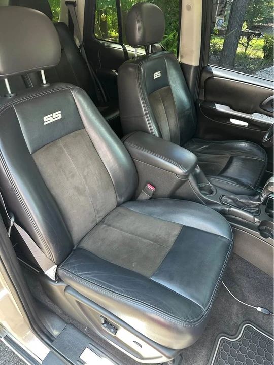 2008 Chevrolet Trailblazer - Image 6 of 12