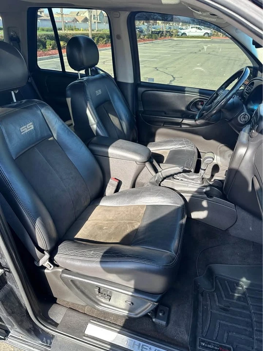 2008 Chevrolet Trailblazer - Image 8 of 12