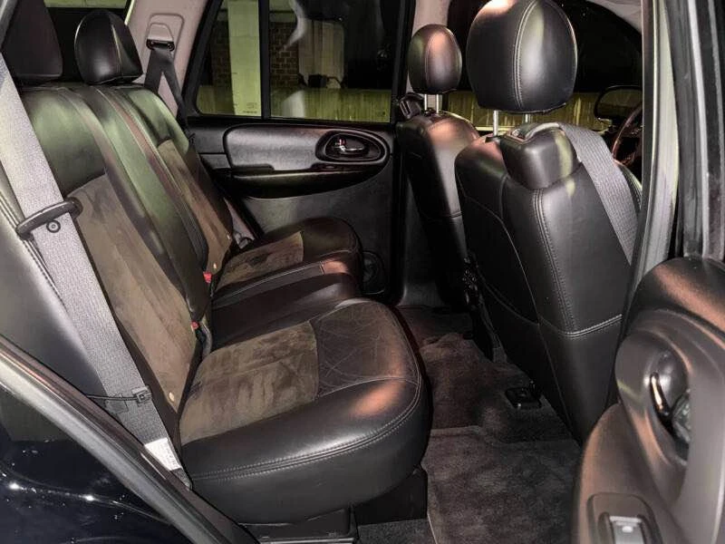 2008 Chevrolet Trailblazer - Image 12 of 13