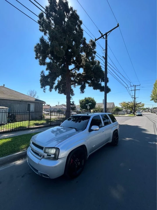2008 Chevrolet Trailblazer - Image 2 of 9