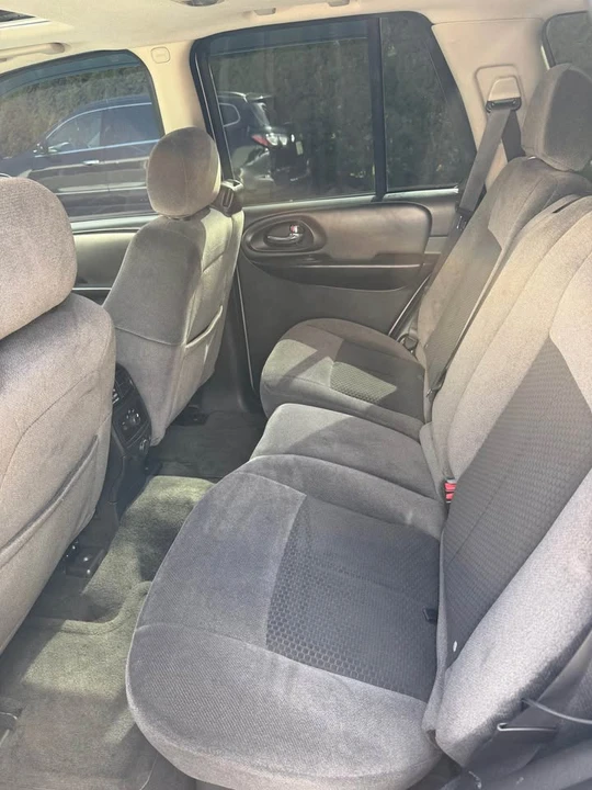 2008 Chevrolet Trailblazer - Image 11 of 12