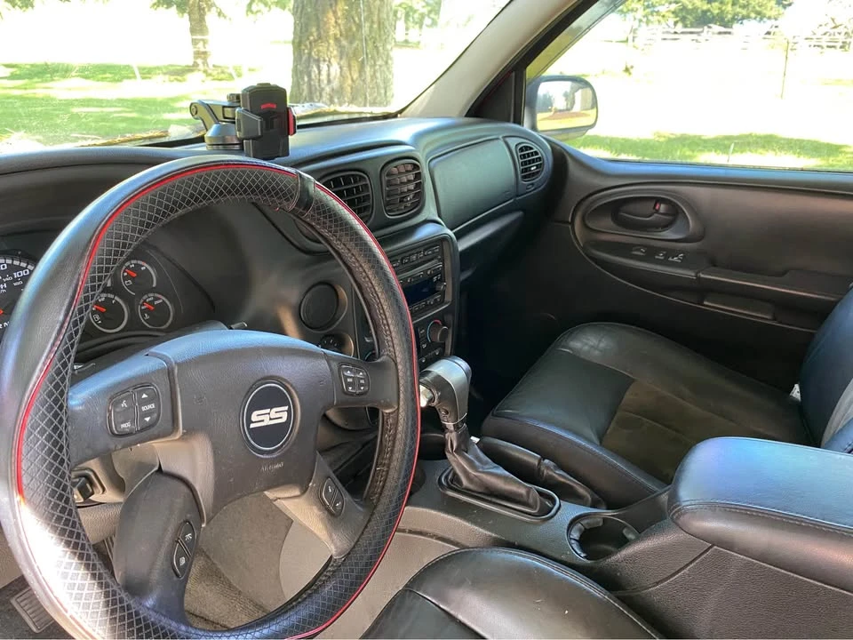 2008 Chevrolet Trailblazer - Image 8 of 12