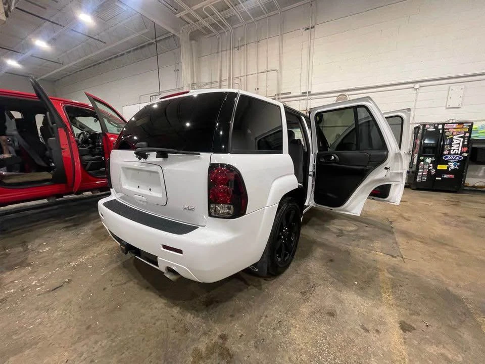 2008 Chevrolet Trailblazer - Image 3 of 16
