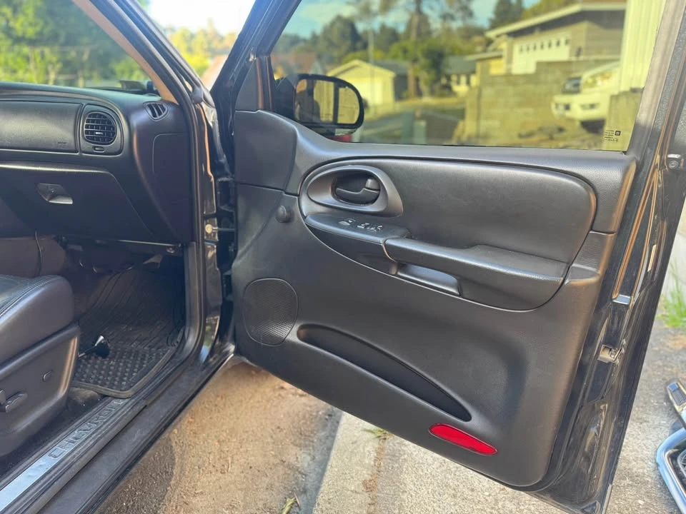 2008 Chevrolet Trailblazer - Image 10 of 14