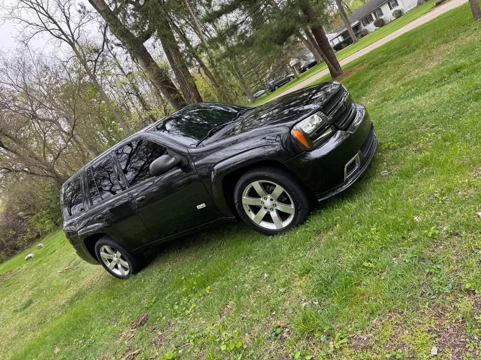 2008 Chevrolet Trailblazer - Image 2 of 9