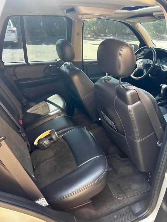 2008 Chevrolet Trailblazer - Image 13 of 17
