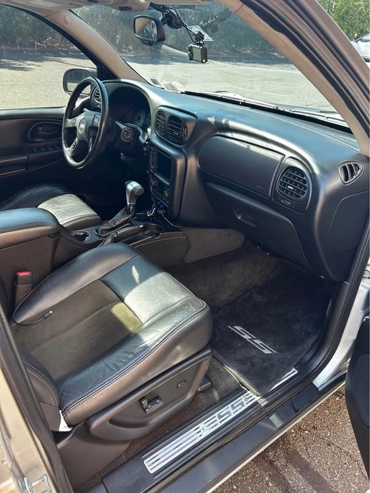 2008 Chevrolet Trailblazer - Image 12 of 17