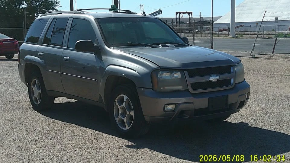 2008 Chevrolet Trailblazer - Image 8 of 16