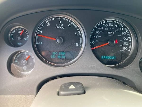2008 Chevrolet Avalanche - Image 11 of 28