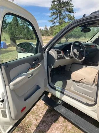 2008 Chevrolet Avalanche - Image 6 of 28