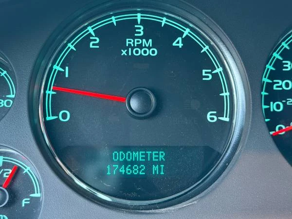 2008 Chevrolet Tahoe 3rd Gen - Image 15 of 15