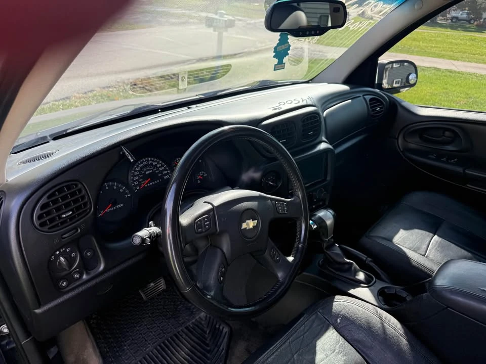 2008 Chevrolet Trailblazer - Image 6 of 10