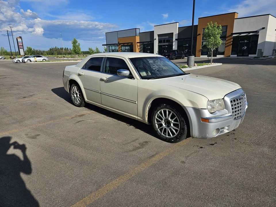 2008 Chrysler 300 (2005-2023) - Image 10 of 10