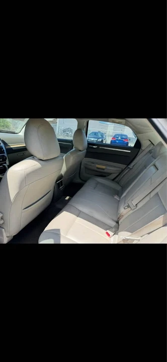 2008 Chrysler 300 (2005-2023) - Image 7 of 9