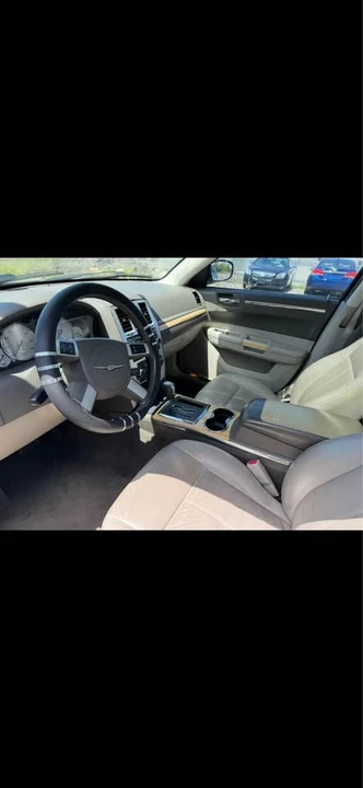 2008 Chrysler 300 (2005-2023) - Image 8 of 9