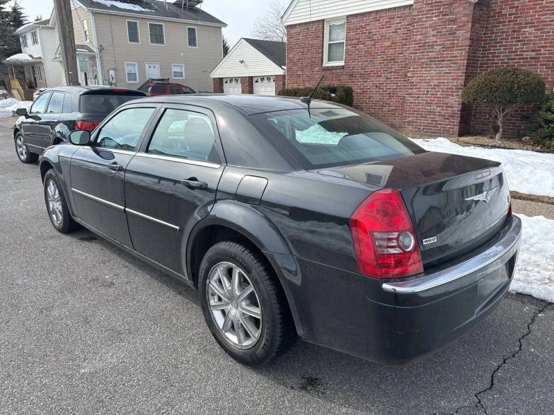 2008 Chrysler 300 (2005-2023) - Image 7 of 12