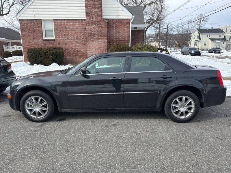 2008 Chrysler 300 (2005-2023) - Image 9 of 12