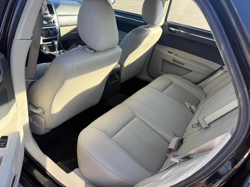 2008 Chrysler 300 (2005-2023) - Image 11 of 14