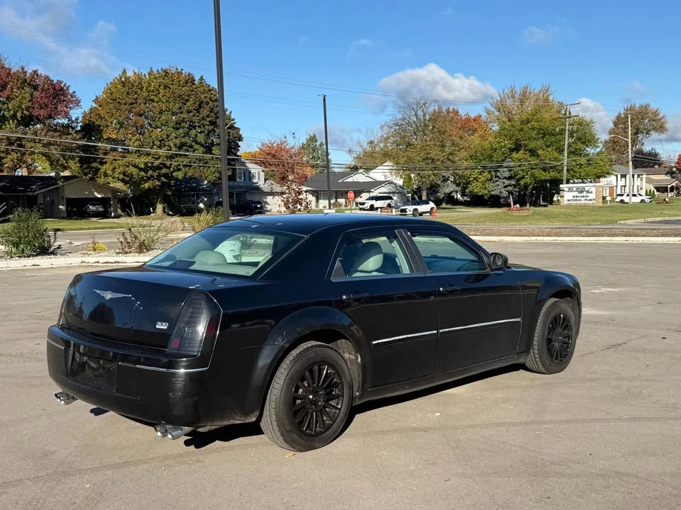2008 Chrysler 300 (2005-2023) - Image 2 of 13