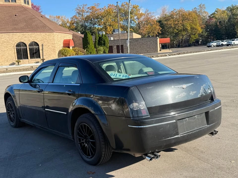 2008 Chrysler 300 (2005-2023) - Image 6 of 13